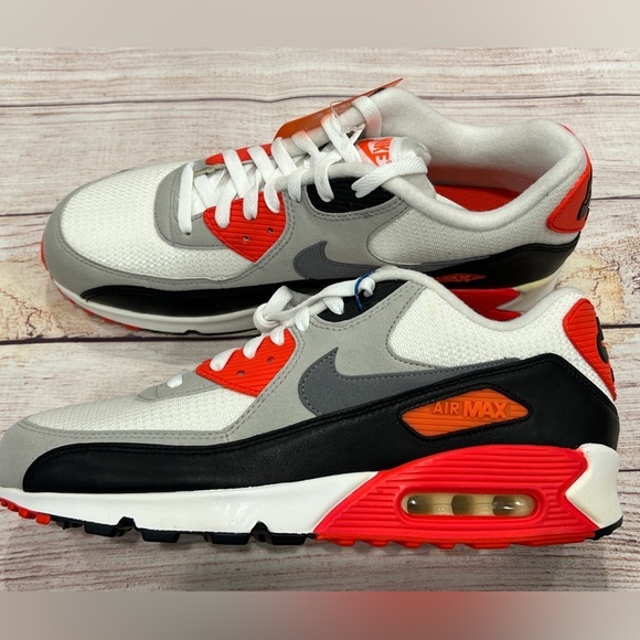 NEW ARRIVAL: DS Nike Air Max 90 OG Infrared (2015) Size 12. NEW - Picture 1 of 7